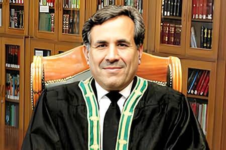 Awarding higher punishment under provincial law in the presence of federal law is unconstitutional: SC