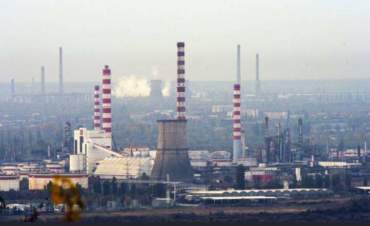 US offers sanctions relief to Russian-controlled oil firm
