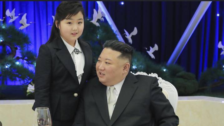 North Korean leader's daughter fuels succession speculation with mausoleum visit