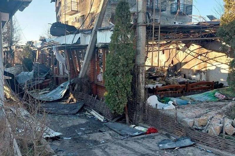 Ukraine denies targeting civilians, after Moscow says hotel hit