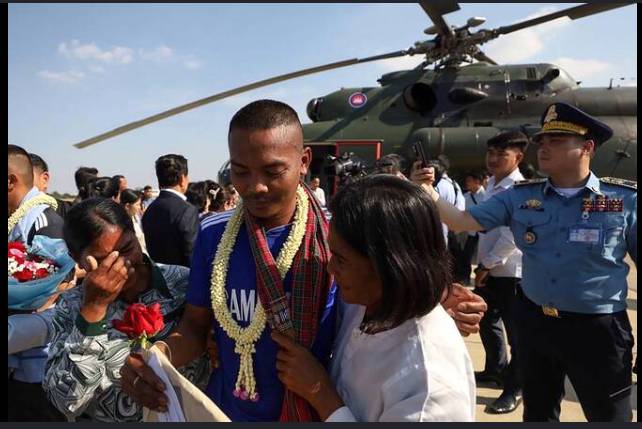 Cambodia demands Thailand withdraw troops, week into border truce