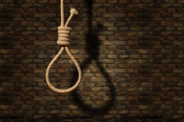 Man found dead in Karachi house, suspected suicide