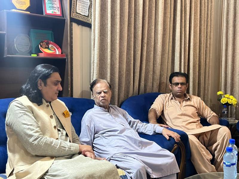 PPP senior leader Dr Ziaullah Bangash passes away at 82