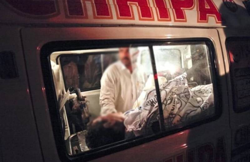 Man confesses to killings of four people found dumped in Karachi gutter 