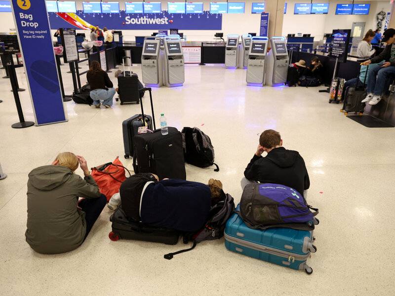 US lifts Caribbean airspace restrictions after Venezuela strike