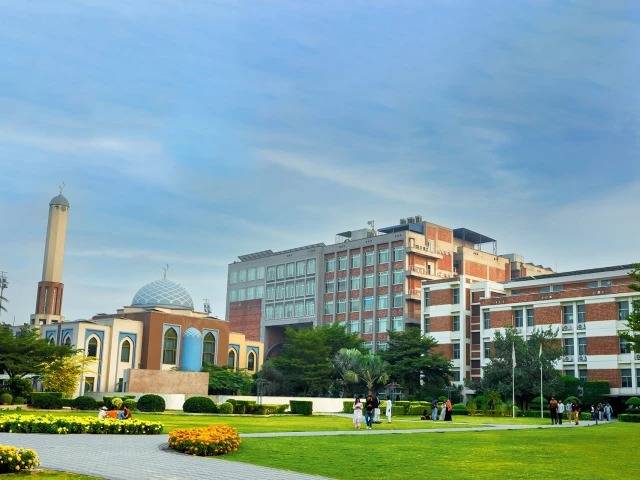 Female student critical after jumping from university's building in Lahore