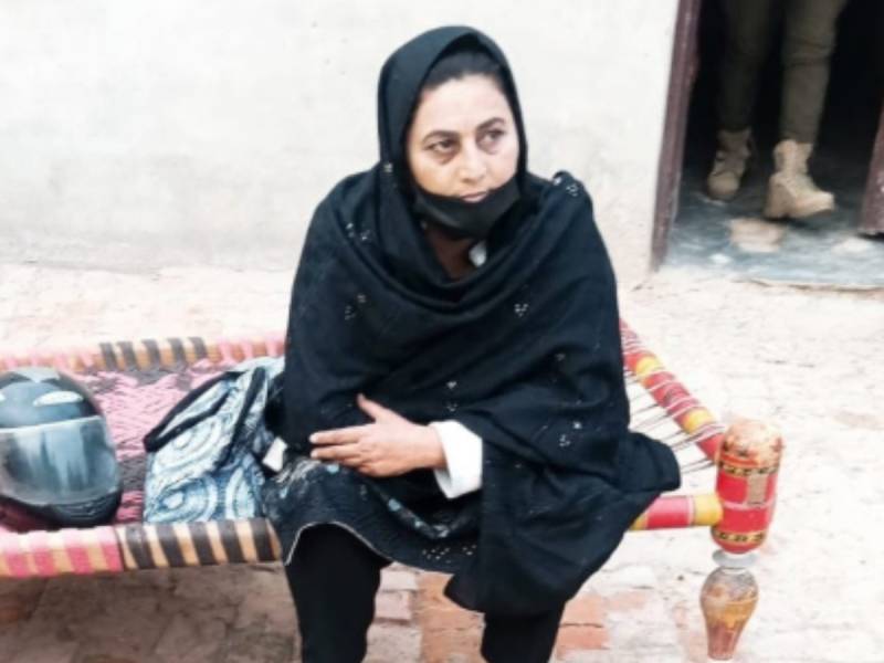 Indian woman who married Pakistani citizen faces delay in deportation