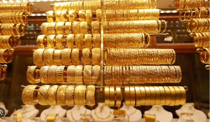 Gold price jumps Rs3200 per tola in Pakistan