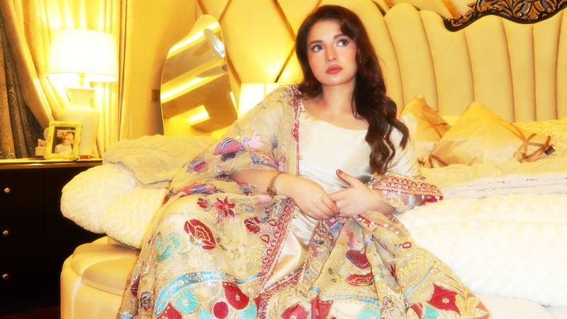 Dananeer wows fans by styling her own hair and makeup post viral Attan dance