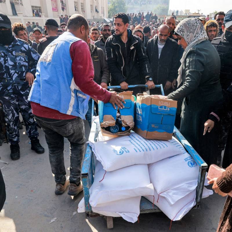 'Dire' financial crisis forces UNRWA to fire 571 Gazan staff