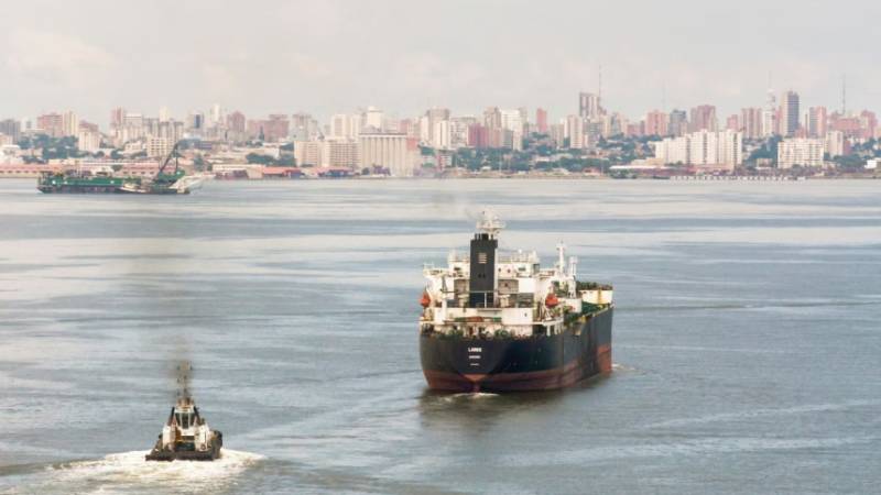 Oil sinks as US ups pressure on Venezuela over crude supplies