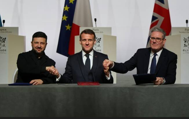 Talks on Ukraine guarantees to continue after Paris 'progress'