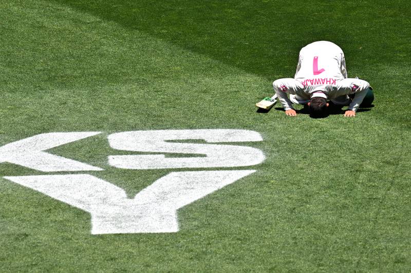 Emotional Usman Khawaja bows out for final time with Ashes win