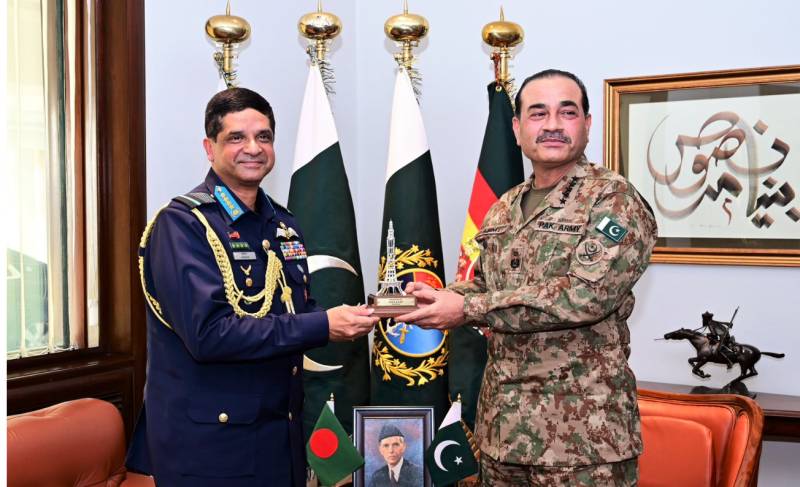 Bangladesh Air Chief calls on Field Marshal to discuss training exchanges and defence ties