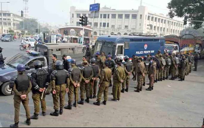 Over 300 PTI activists arrested in Lahore