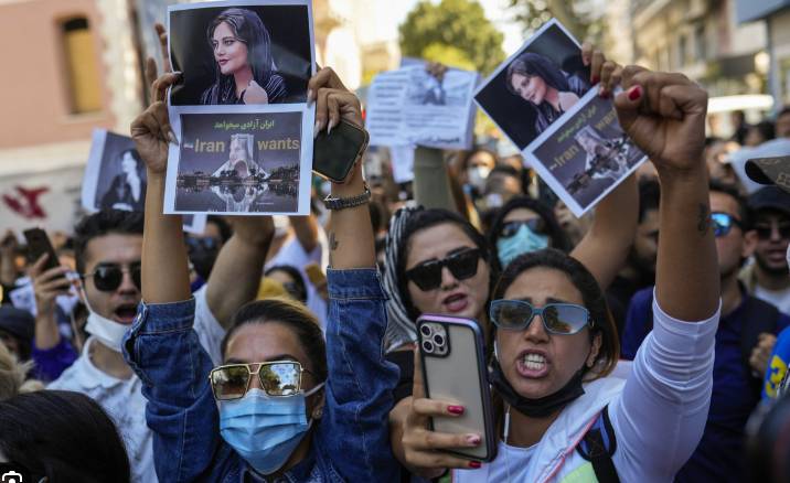 Internet cut as Iranian president calls for restraint amid growing protests 