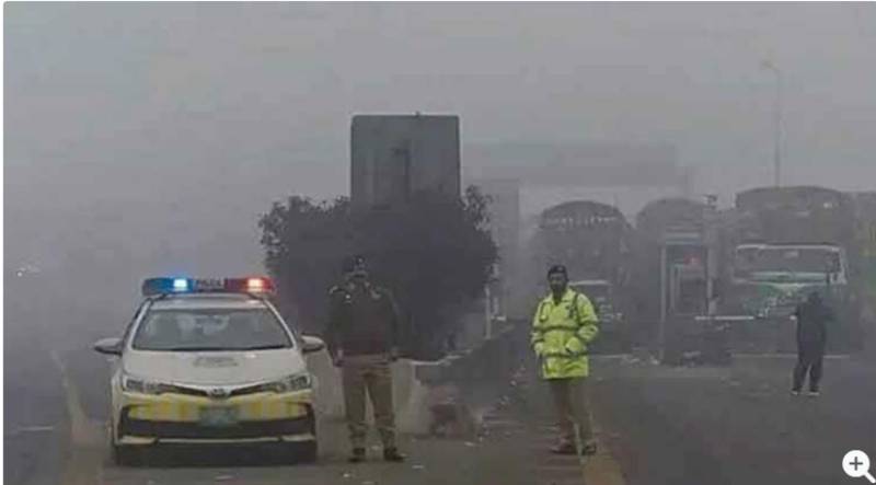 Motorways across Pakistan closed due to dense fog