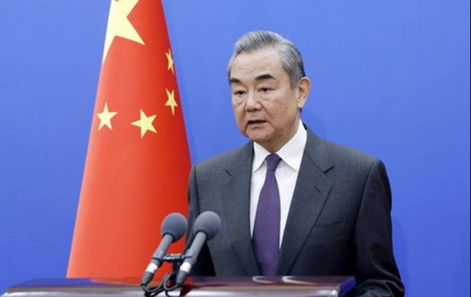 China FM skips historic Somalia visit, lands in Tanzania