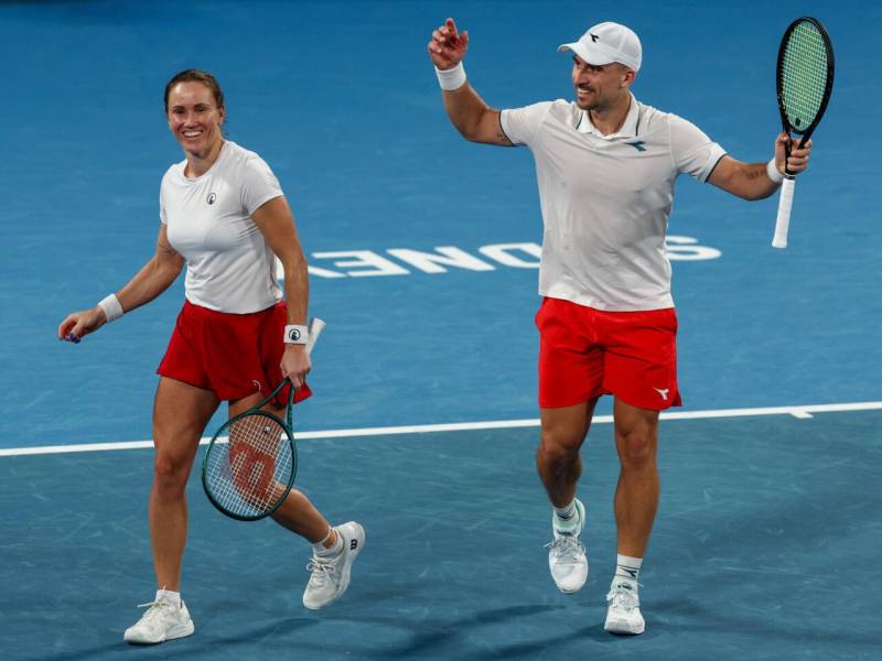 Poland reach United Cup final despite Swiatek loss to Gauff