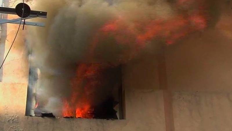 Fire erupts in towel factory in Karachi