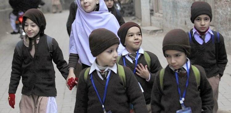 Schools in Sindh to open at 9 am until January 26 due to intense cold 