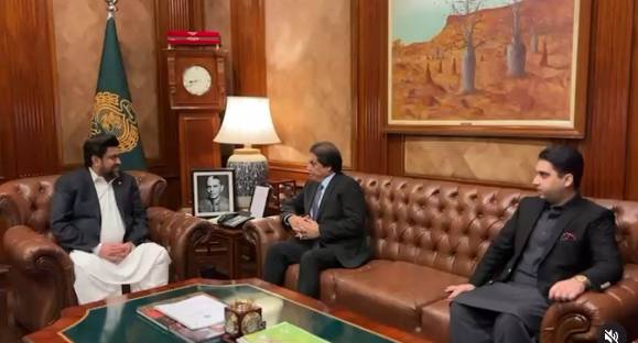 Hanif Abbasi, Kamran Tessori discuss $2b plan to upgrade Karachi-Rohri rail track