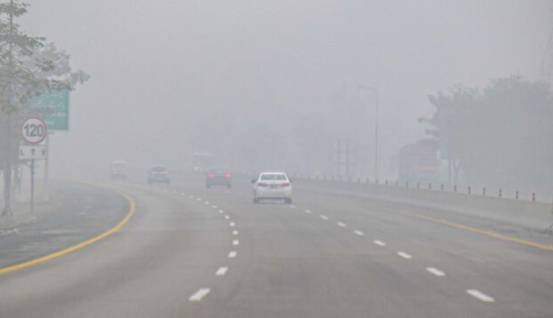 Dense fogs forces closure of various sections of motorways