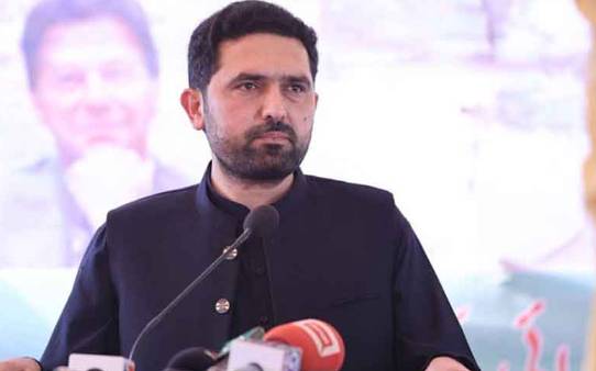 KP CM heads to Mazar-i-Quaid for PTI rally