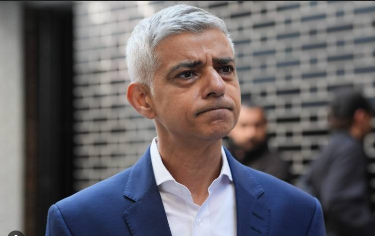 Record low homicide rates in London as mayor defends policies