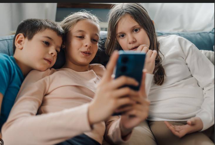 Meta urges Australia to change teen social media ban