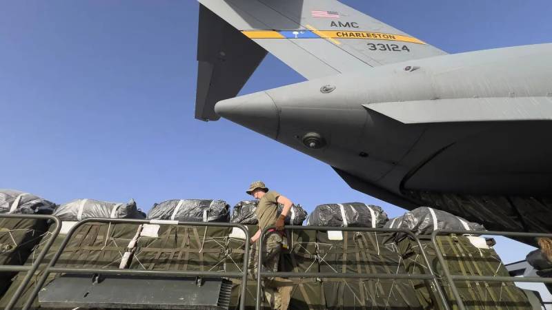 Qatar says some personnel departing US base over 'regional tensions'