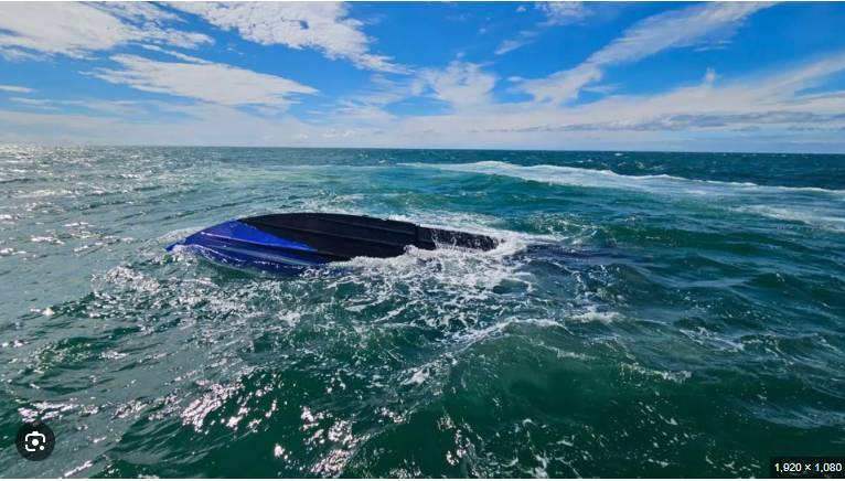 Six rescued, two missing after boat capsizes in sea near Thatta