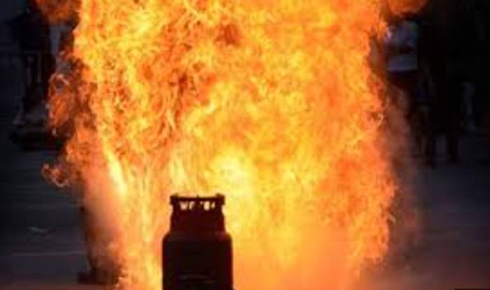 Six die in cylinder blasts in Arifwala, Charsadda