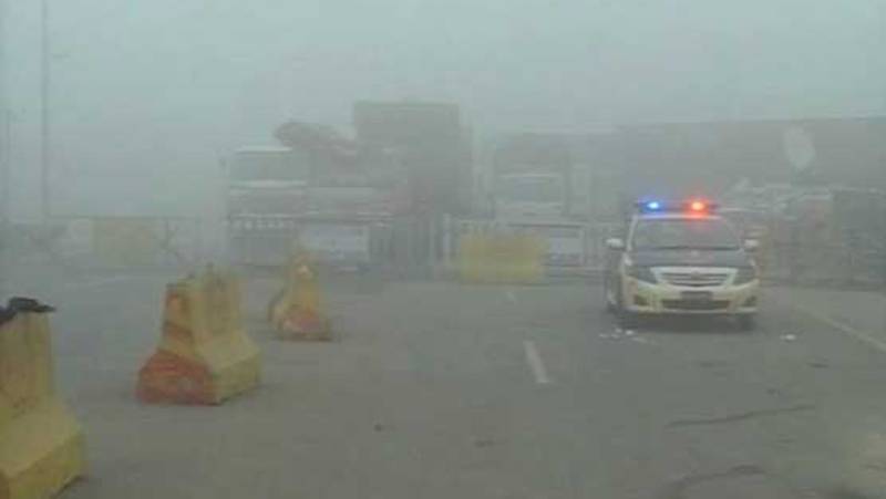 Several motorways shut due to dense fog in Punjab