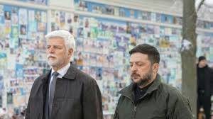 Zelensky hopes for security guarantees plan in looming US talks