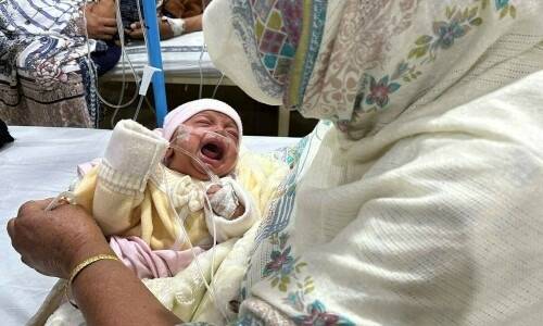 Pneumonia surge alarms Multan as 48 children diagnosed in 24 hours