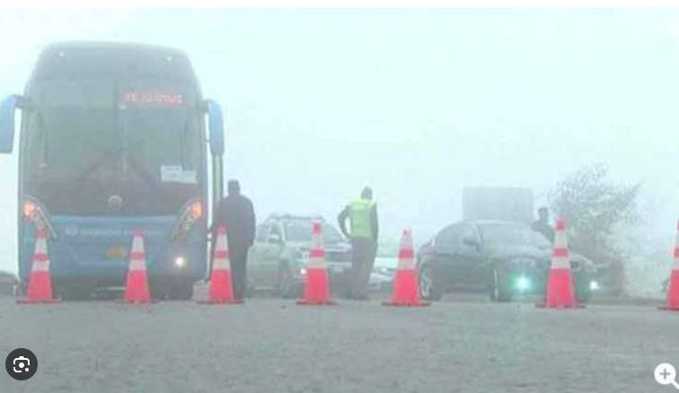 Dense fog shuts Motorways across Punjab
