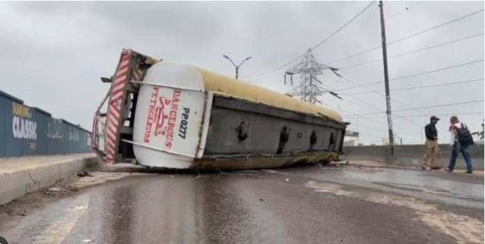 Tanker loaded with 20,000-litre petrol overturns in Narowal