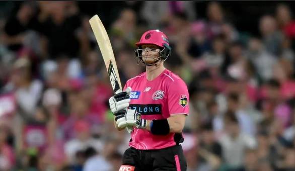 Steve Smith blasts Big Bash record 32 off single over