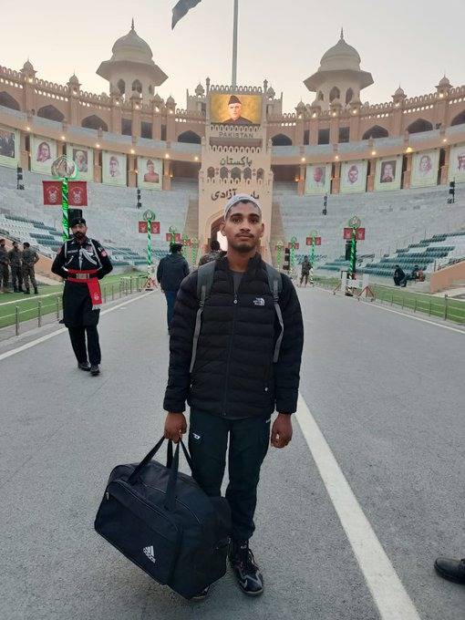 Pakistani citizen returns home after release from Indian jail