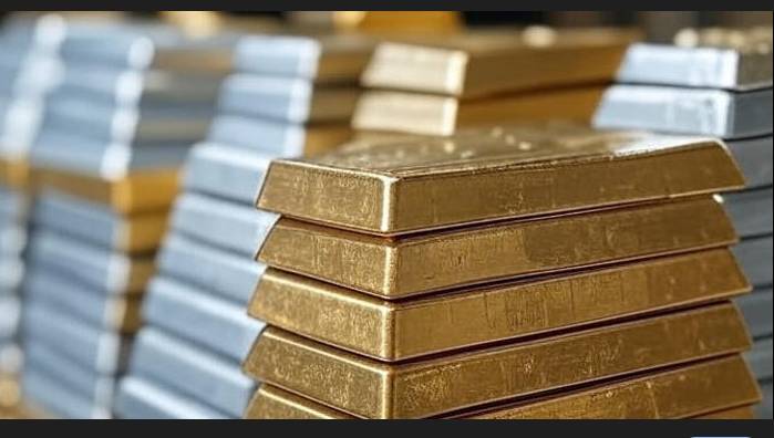 Gold, silver prices hit records