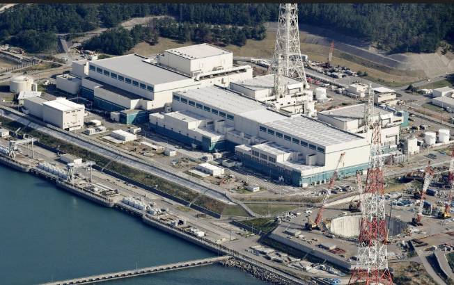 Glitch delays restart of world's biggest nuclear plant in Japan