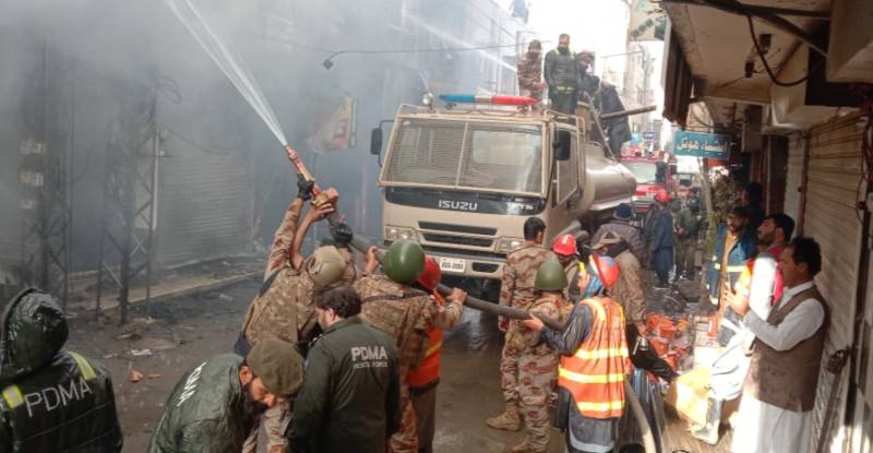 12 rescued as fire erupts in Quetta plaza
