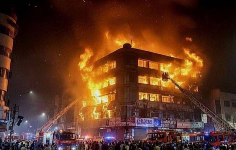 Gul Plaza fire in Karachi: Death toll rises to 28