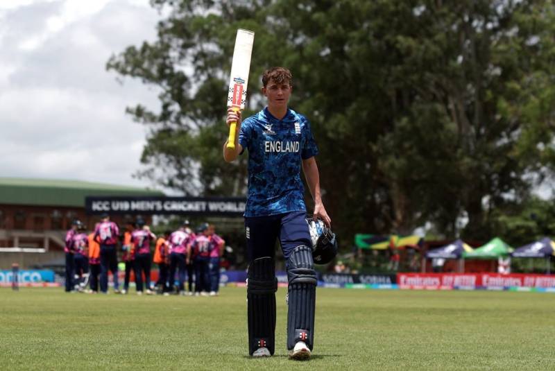 England crush Scotland by 252 runs