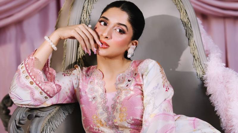 Mawra Hocane turns Barbie in new glamorous transformation