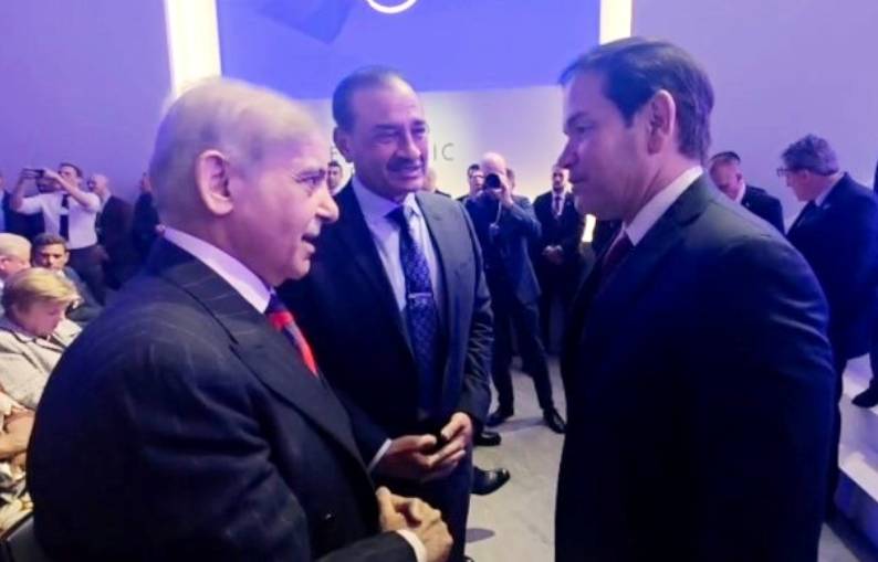 PM, Field Marshal hold string of meetings with world leaders at Davos