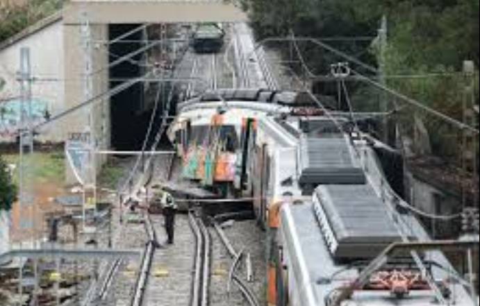 Spain train drivers call strike after deadly accidents
