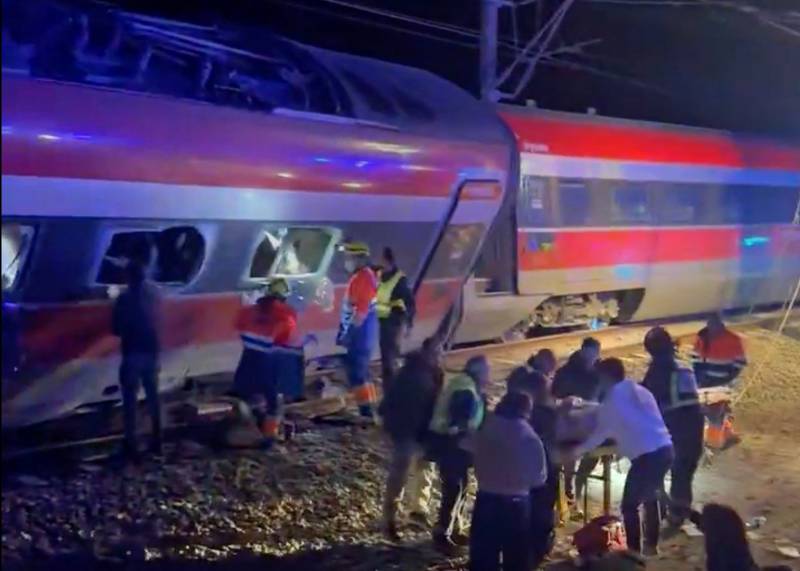 Spain train collision death toll hits 45