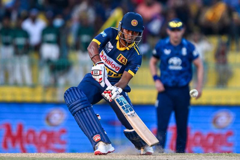 Mendis' unbeaten 93 anchors Sri Lanka to 271-6 against England